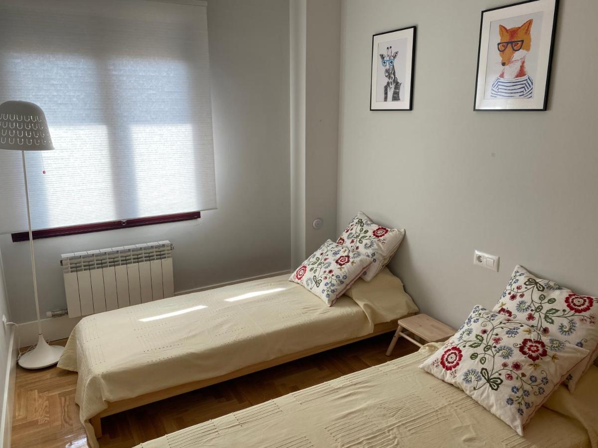 Apartamento Ideal A La Entrada De Salamanca !!! Santa Marta de Tormes Ngoại thất bức ảnh